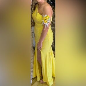 Sherri Hill Yellow One Shoulder Prom Dress